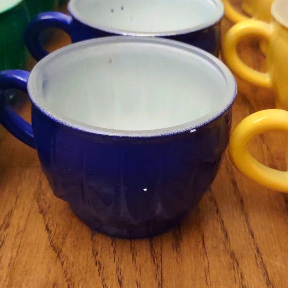 Set of 12 Vintage Jeannette Slick and Sassy Green, Yellow and Blue Cups - Picture 3 of 9